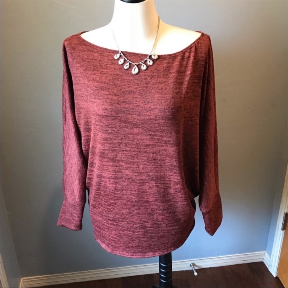 Brunt orange top